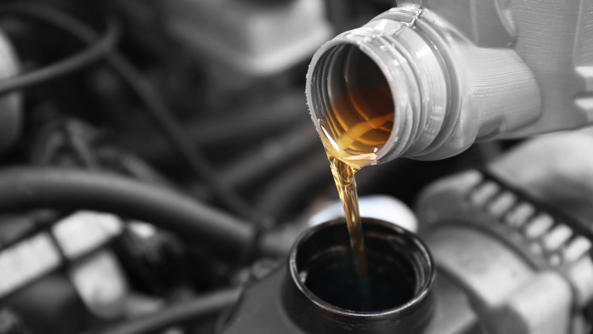 Fluidos automotivos: confira a diferença entre eles