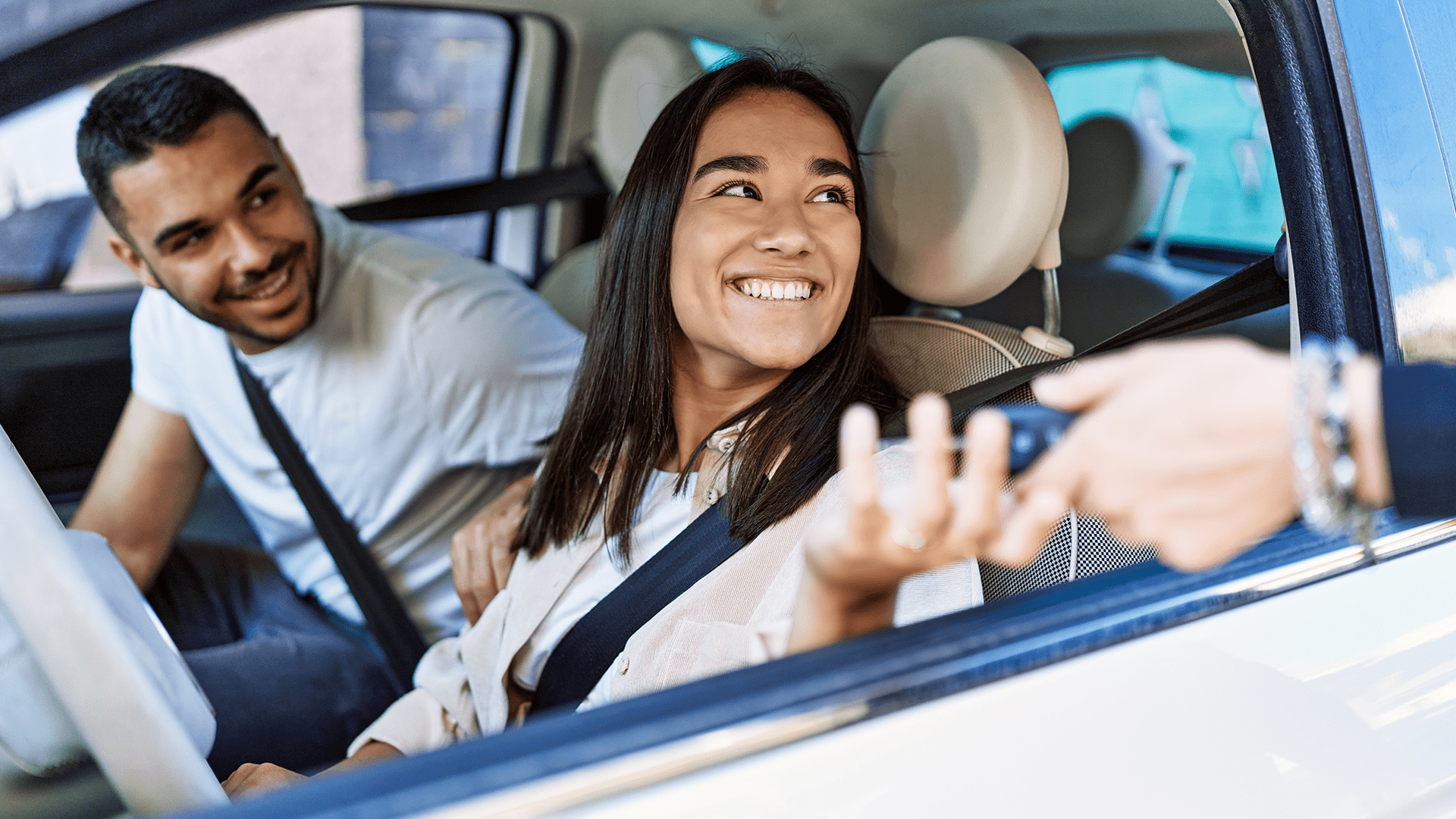 Vale a pena comprar carros usados em 2024?