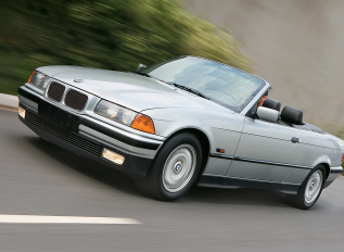 Como a chegada dos carros importados mudou o mercado automotivo brasileiro nos anos 90