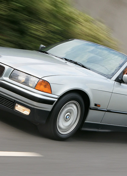 Como a chegada dos carros importados mudou o mercado automotivo brasileiro nos anos 90